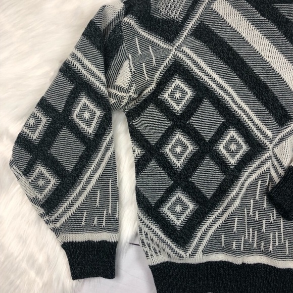 Vintage C C Sport Acrylic Pull Over Sweater Gray - Picture 6 of 6